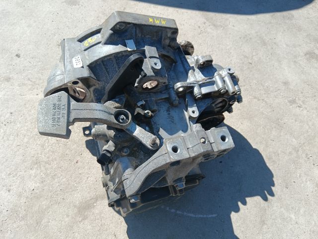 bontott SKODA OCTAVIA III Váltó (Mechanikus)