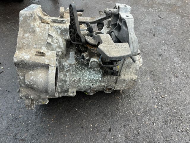 bontott SKODA OCTAVIA III Váltó (Mechanikus)