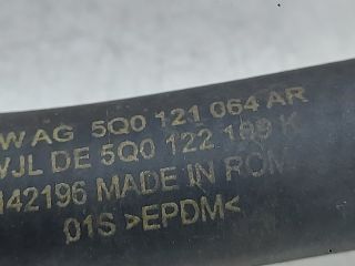 bontott SKODA OCTAVIA III Vízcső