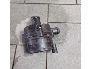 bontott SKODA OCTAVIA III Vízpumpa