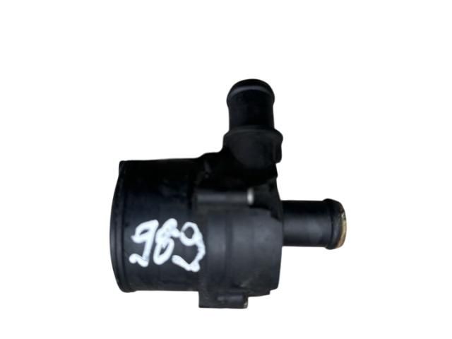 bontott SKODA OCTAVIA III Vízpumpa