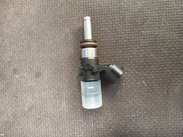 bontott SKODA OCTAVIA III Porlasztó (1 db)