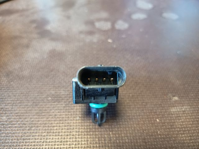 bontott SKODA OCTAVIA III Szívócső Nyomásérzékelő