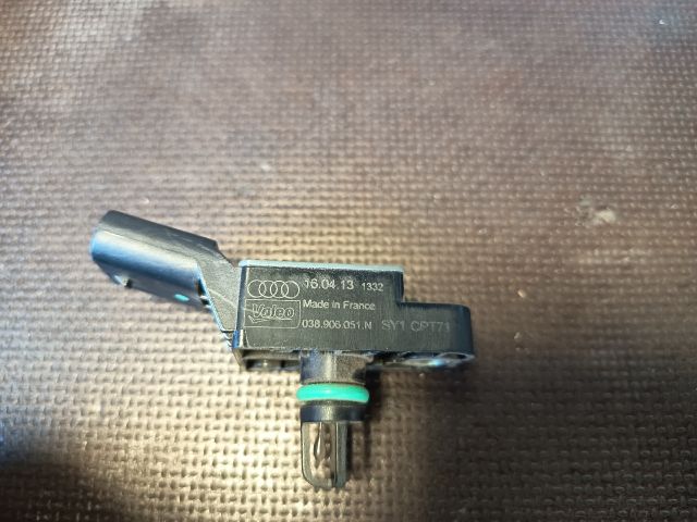 bontott SKODA OCTAVIA III Szívócső Nyomásérzékelő