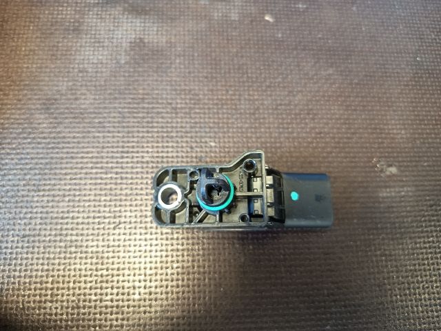 bontott SKODA OCTAVIA III Szívócső Nyomásérzékelő