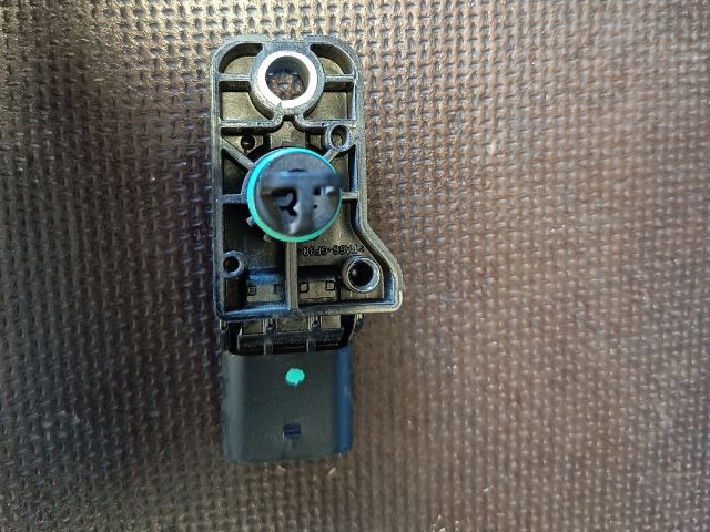 bontott SKODA OCTAVIA III Szívócső Nyomásérzékelő