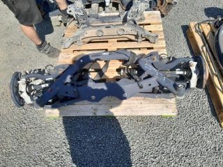 bontott SKODA OCTAVIA III Hátsó Bölcső