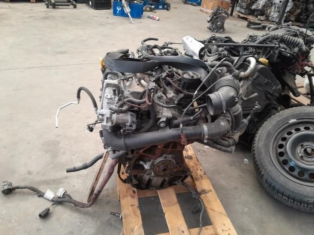 bontott SKODA OCTAVIA III Motor (Fűzött blokk hengerfejjel)