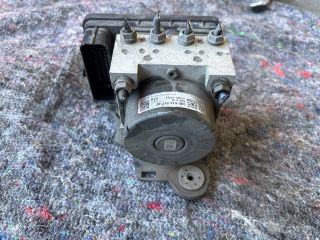 bontott SKODA OCTAVIA III ABS Kocka