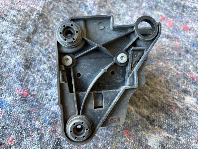 bontott SKODA OCTAVIA III ABS Kocka