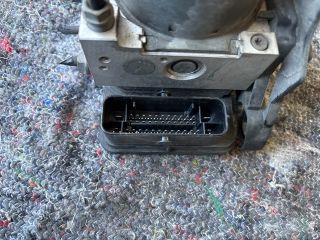 bontott SKODA OCTAVIA III ABS Kocka