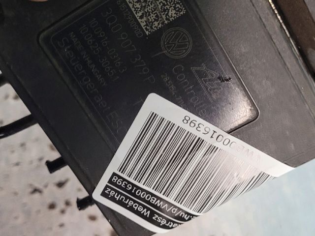 bontott SKODA OCTAVIA III ABS Kocka