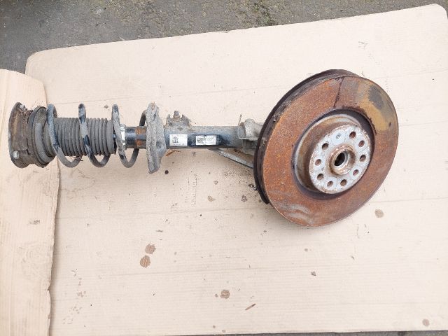 bontott SKODA OCTAVIA III Bal első Csonkállvány Kerékaggyal