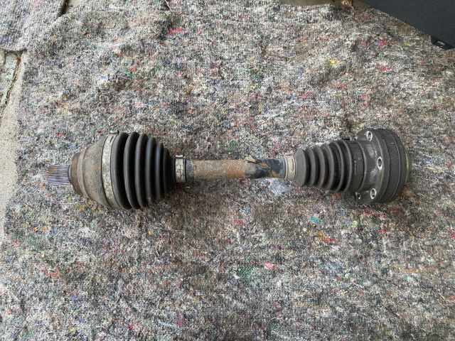 bontott SKODA OCTAVIA III Bal Féltengely