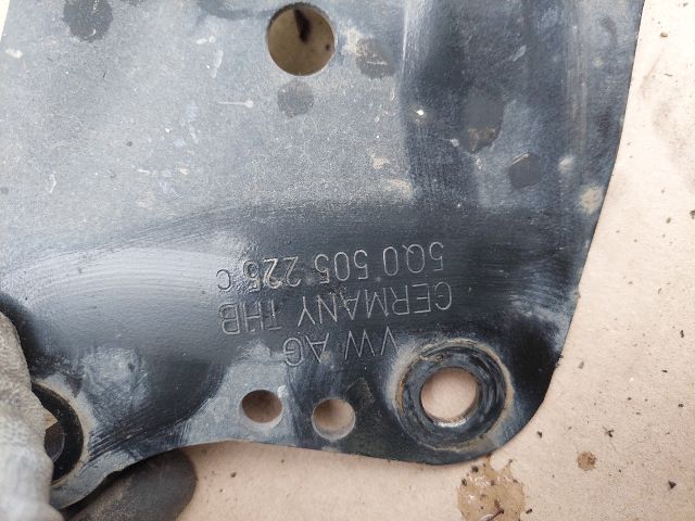 bontott SKODA OCTAVIA III Bal hátsó Hosszlengőkar