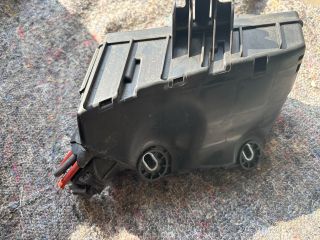 bontott SKODA OCTAVIA III Biztosítéktábla Motortér