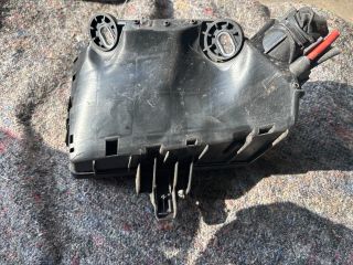 bontott SKODA OCTAVIA III Biztosítéktábla Motortér