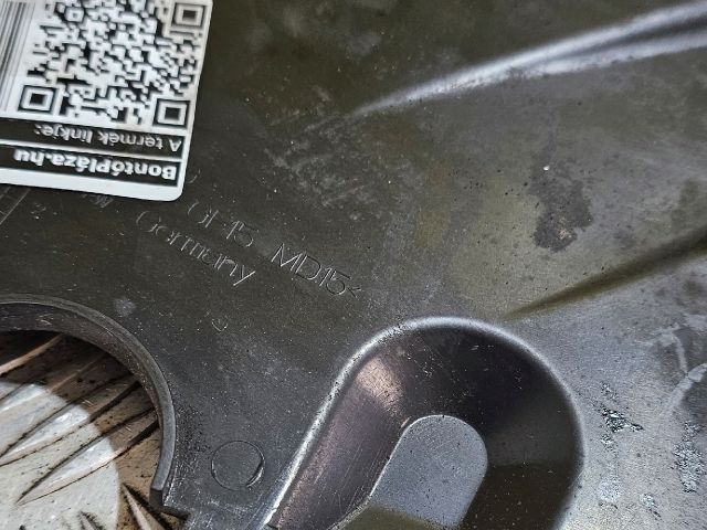 bontott SKODA OCTAVIA III Első Vezérlés Burkolat