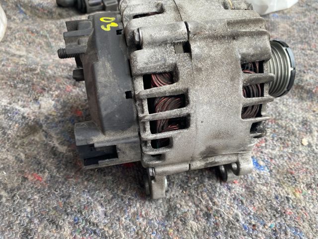 bontott SKODA OCTAVIA III Generátor