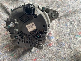 bontott SKODA OCTAVIA III Generátor