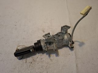 bontott SKODA OCTAVIA III Gyújtáskapcsoló Házzal