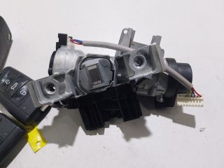 bontott SKODA OCTAVIA III Gyújtáskapcsoló Házzal