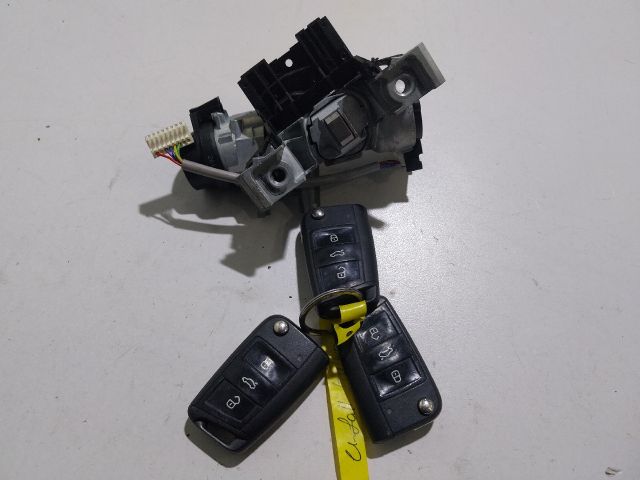 bontott SKODA OCTAVIA III Gyújtáskapcsoló Házzal