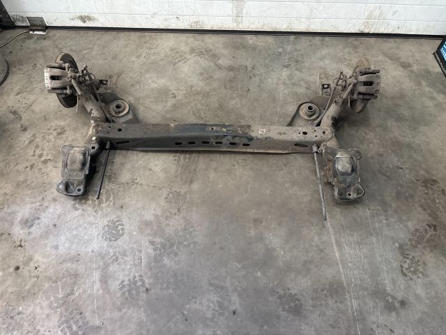 bontott SKODA OCTAVIA III Hátsó Híd (Tárcsafékes)