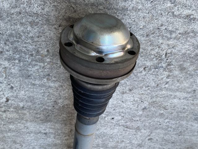 bontott SKODA OCTAVIA III Jobb Féltengely