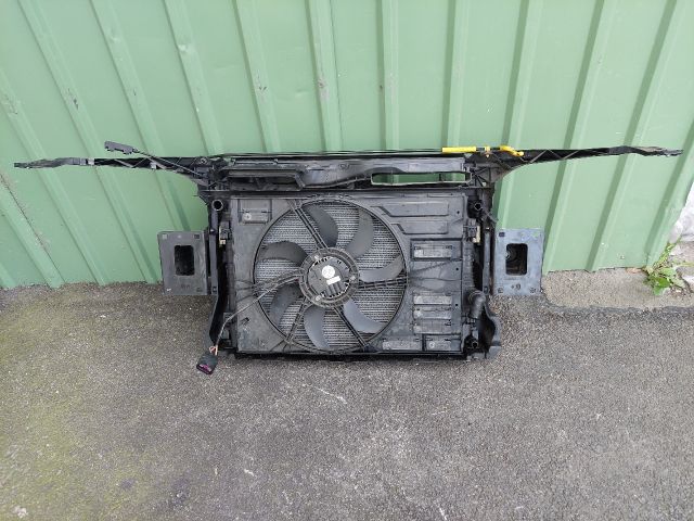 bontott SKODA OCTAVIA III Komplett Homlokfal (Részeivel)