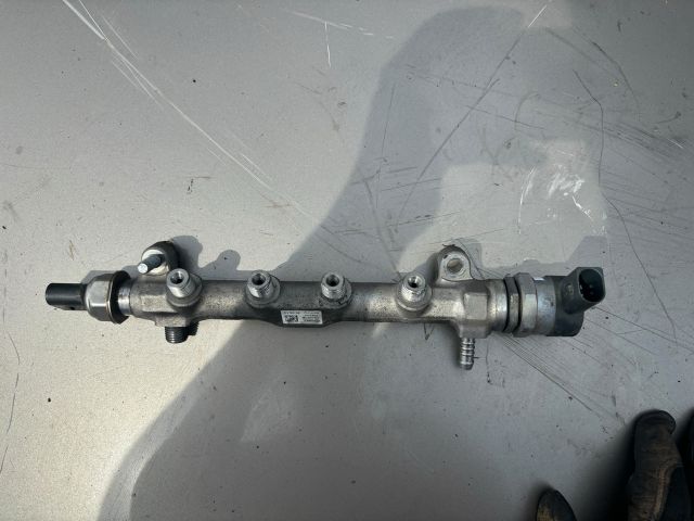 bontott SKODA OCTAVIA III Közösnyomócső