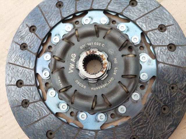 bontott SKODA OCTAVIA III Kuplung Szett Lendkerékkel