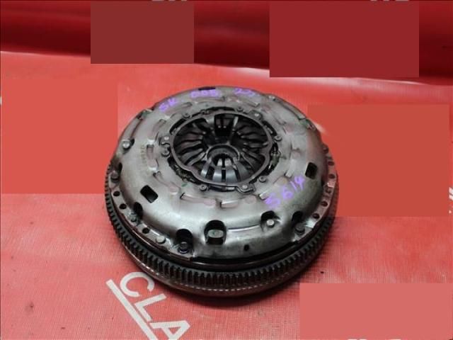 bontott SKODA OCTAVIA III Kuplung Szett (Szerkezet, Tárcsa)