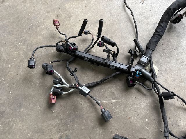 bontott SKODA OCTAVIA III Motor Kábelköteg