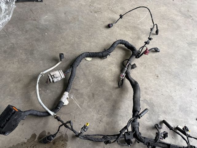 bontott SKODA OCTAVIA III Motor Kábelköteg