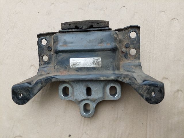 bontott SKODA OCTAVIA III Motor Tartó Bak Bal