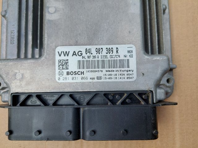 bontott SKODA OCTAVIA III Motorvezérlő