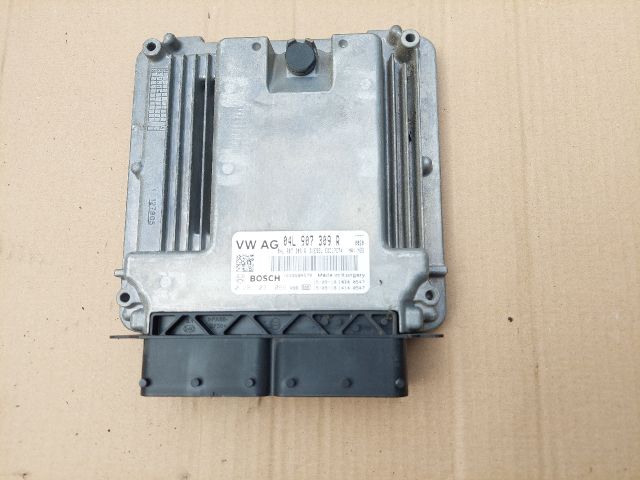 bontott SKODA OCTAVIA III Motorvezérlő