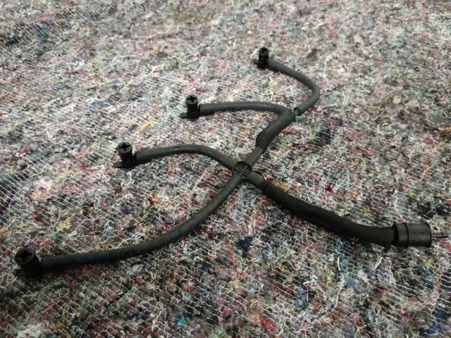 bontott SKODA OCTAVIA III Nagynyomású Üzemanyag Gyűjtőcső