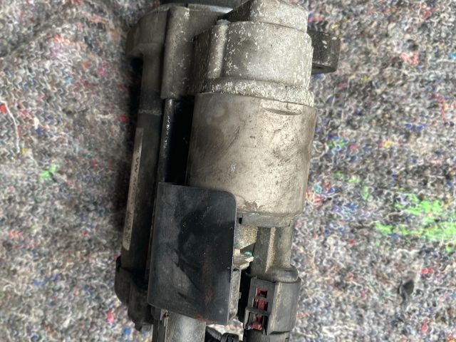 bontott SKODA OCTAVIA III Önindító