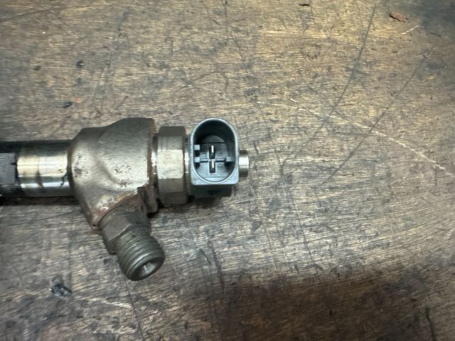 bontott SKODA OCTAVIA III Porlasztó (1 db)