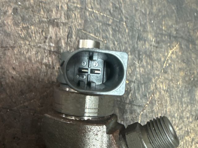 bontott SKODA OCTAVIA III Porlasztó (1 db)