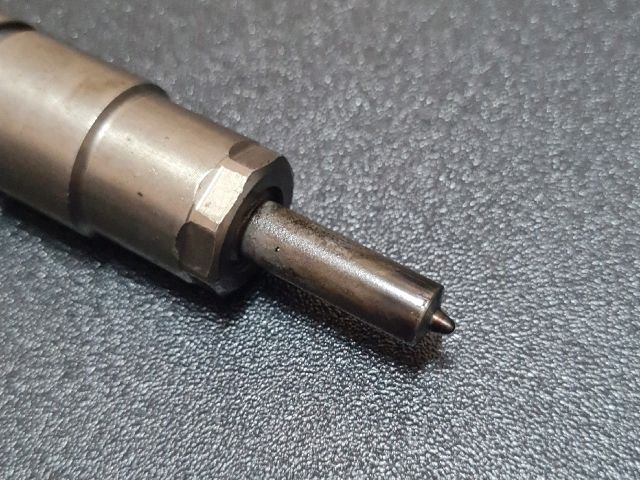 bontott SKODA OCTAVIA III Porlasztó (1 db)