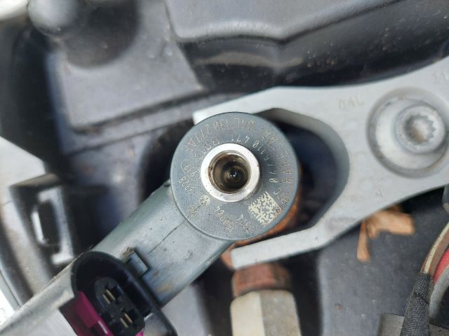 bontott SKODA OCTAVIA III Porlasztó Sor / Híd