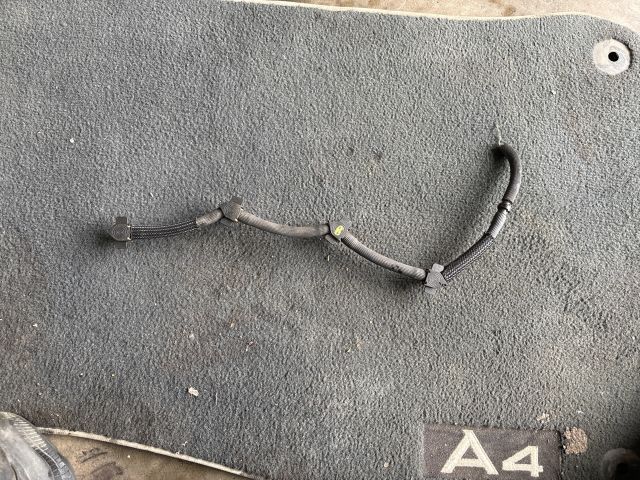 bontott SKODA OCTAVIA III Résolajcső