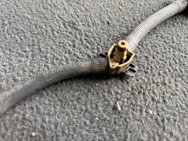 bontott SKODA OCTAVIA III Résolajcső