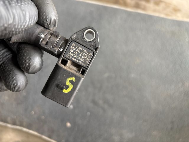 bontott SKODA OCTAVIA III Részecskeszűrő Nyomásérzékelő