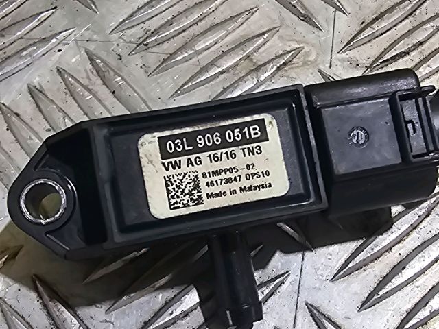 bontott SKODA OCTAVIA III Részecskeszűrő Nyomásérzékelő