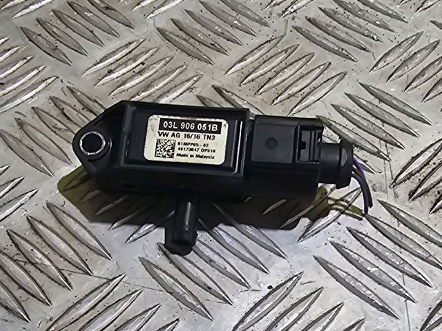 bontott SKODA OCTAVIA III Részecskeszűrő Nyomásérzékelő