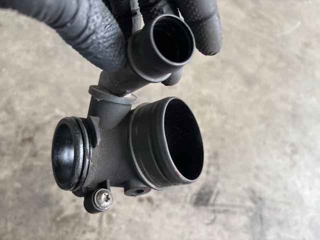 bontott SKODA OCTAVIA III Turbócső